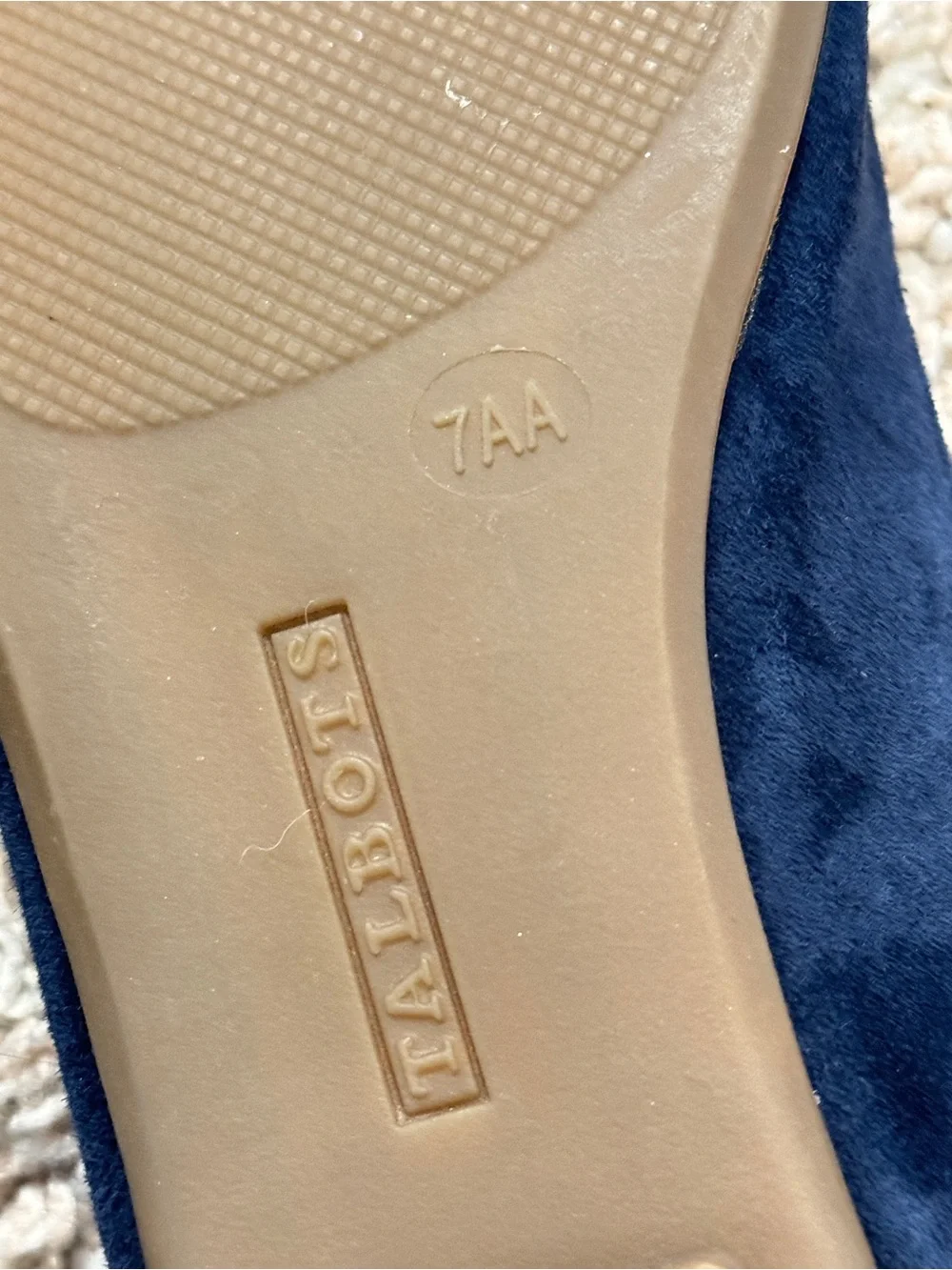 Talbots Francesca Navy Blue Suede Driving Flats Loafers Metal Link Size 7